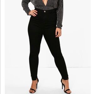 BooHoo Plus Dani High Rise Jegging